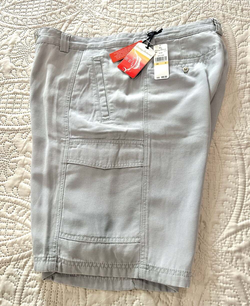 Tommy Bahama Relax Tencel Cotton Blend Cargo Shorts Size 33x 9 NWT